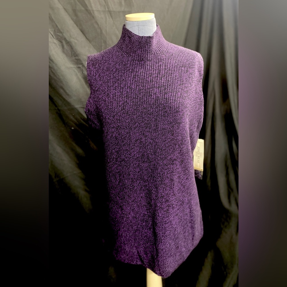 Jones Wear Sport Sleeveless sweater